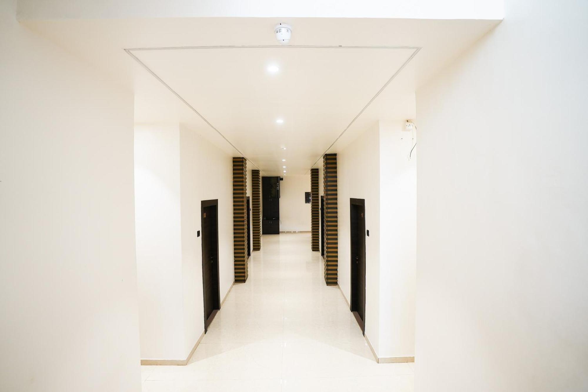 Madhav Residency Hotel & Banquet, Kalyan, Mumbai Kalyān Exterior foto