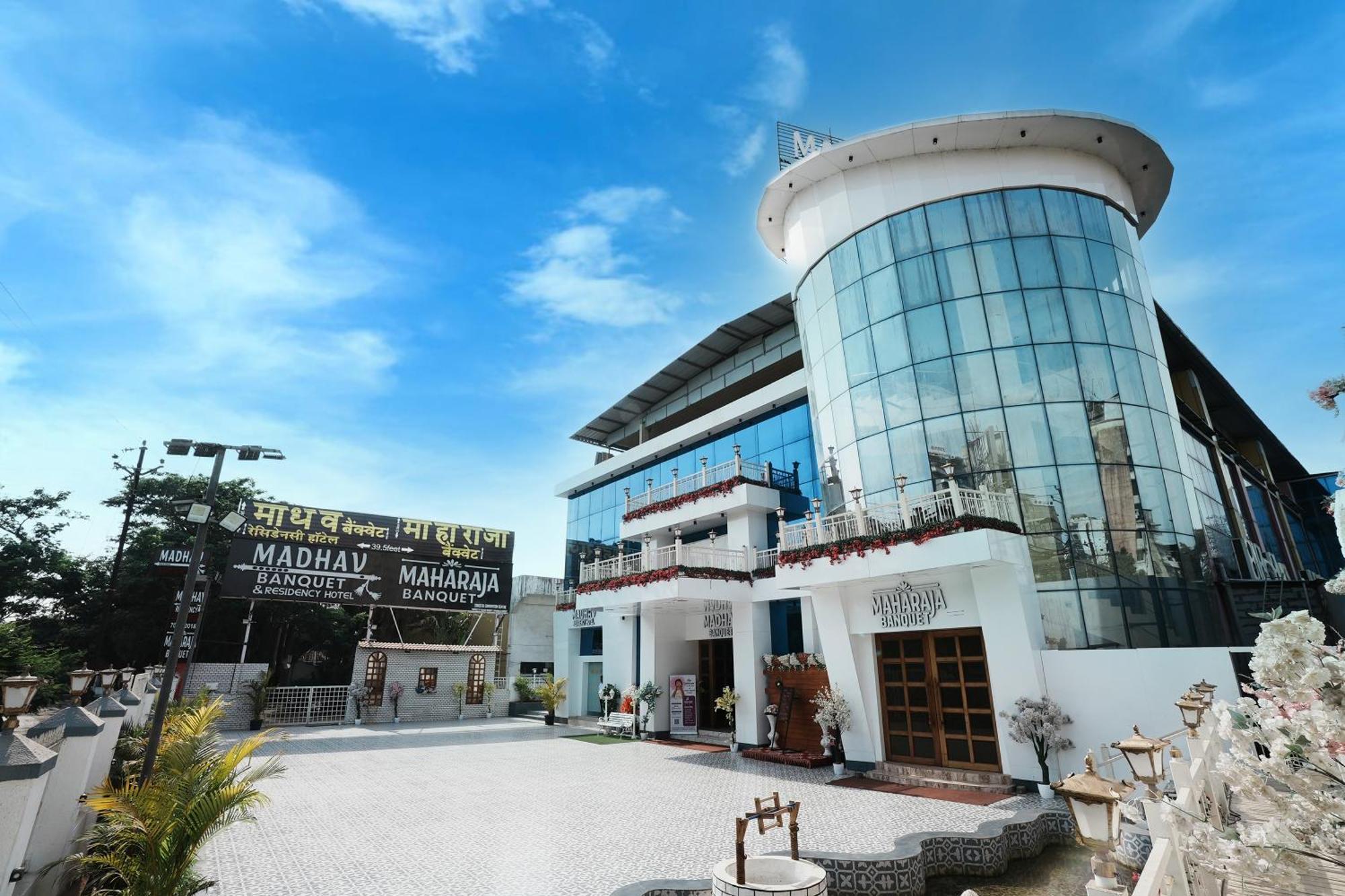 Madhav Residency Hotel & Banquet, Kalyan, Mumbai Kalyān Exterior foto